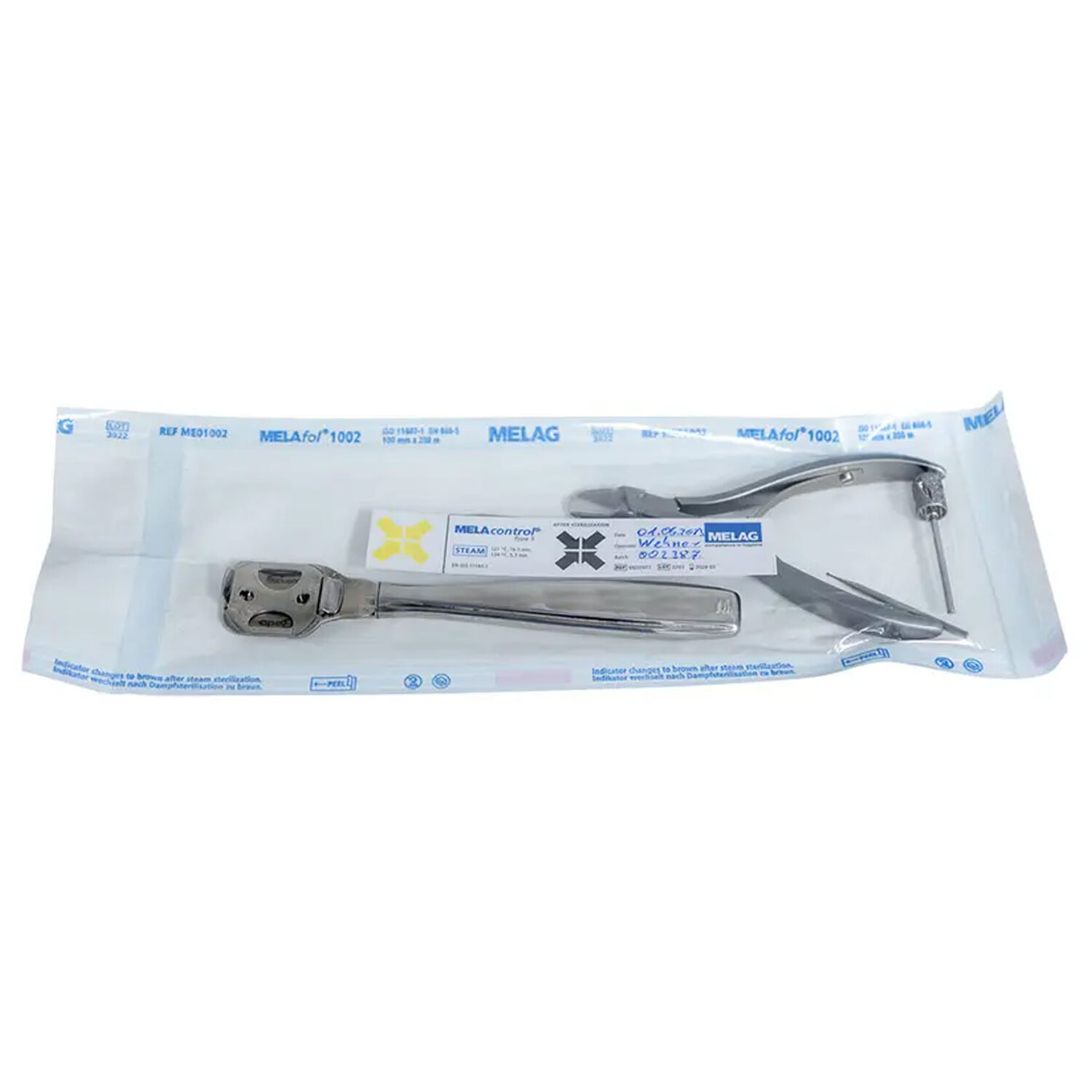 Indicateur MELAcontrol Type 5 dans un sachet de stérilisation transparent sur fond blanc