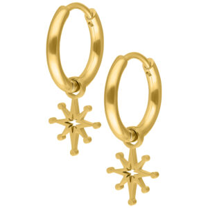 Créoles dorées avec pendentif étoile polaire sur fond blanc