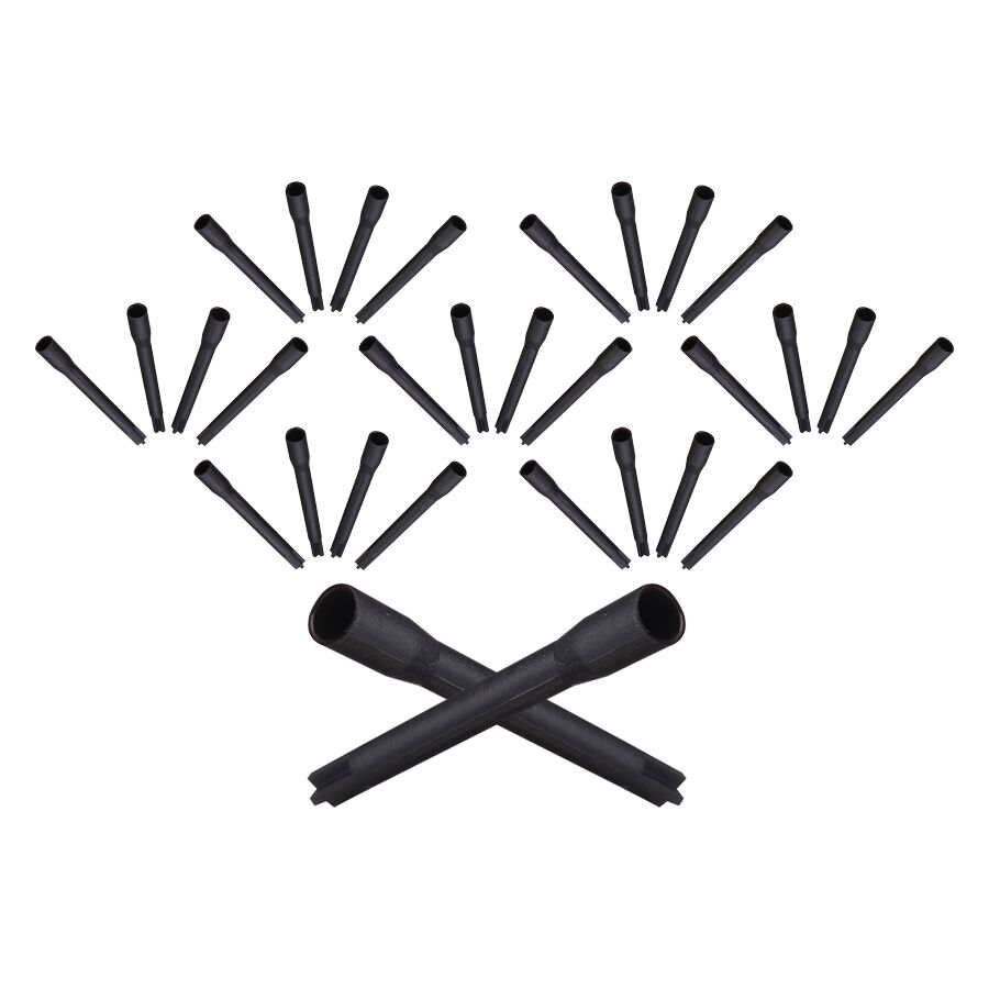 bâtonnets mélangeurs en plastique noir pour Ink Mixer Plusieurs bâtonnets mélangeurs stériles en plastique noir sur fond blanc