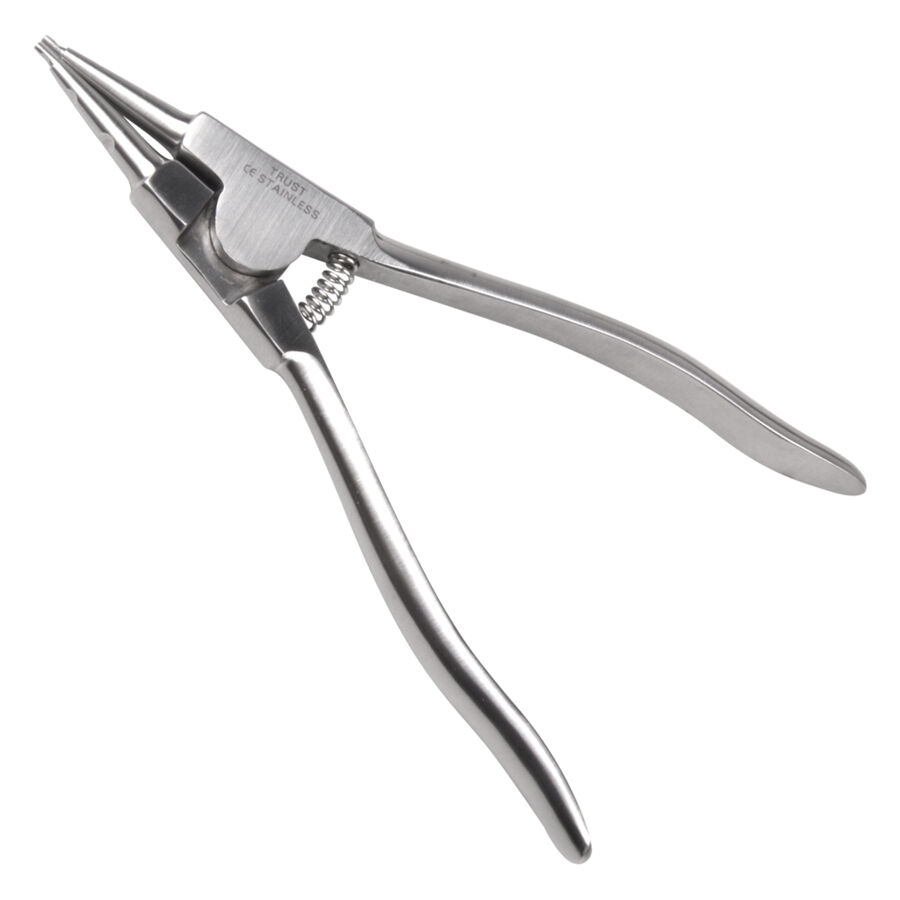 Grande pince d'ouverture pour micro-anneaux en acier inoxydable Grande pince d'ouverture pour micro-anneaux en acier inoxydable argentée sur fond blanc
