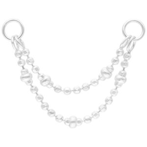 Chaîne de piercing argentée avec double billes, longueur 20mm, sur fond blanc