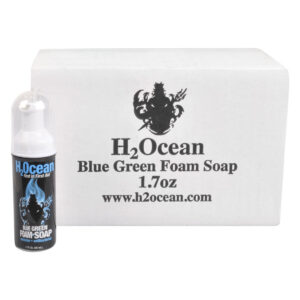 Boîte blanche avec flacon de H2Ocean Blue Green Foam Soap devant