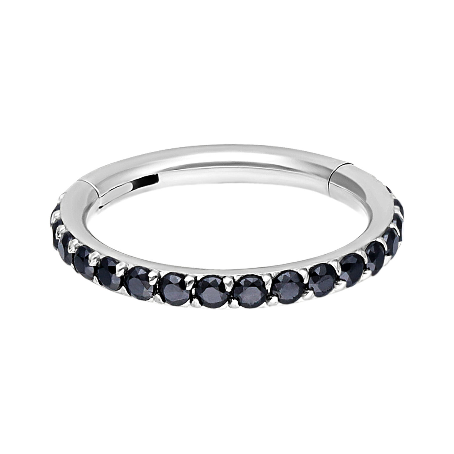 Anneau Conch en Cristal Noir en Acier Chirurgical Anneau argenté avec cristaux noirs sur fond blanc