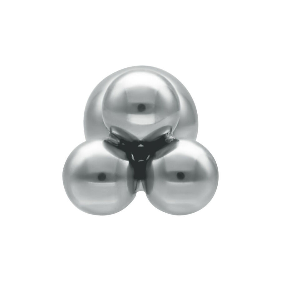 Barbell Triplets en acier chirurgical argenté Barbell Triplets argenté avec trois embouts sphériques sur fond blanc