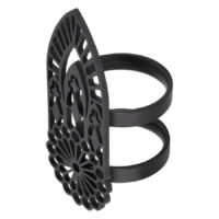 Bague Basilique Noire en Acier Chirurgical Bague noire en acier chirurgical avec motif basilique détaillé sur fond blanc