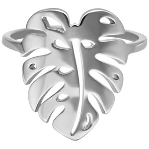 Bague argentée brillante en forme de feuille de Monstera sur fond blanc