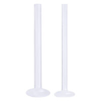 Barre de labret PTFE pour piercings Deux barres de labret transparentes en PTFE sur fond blanc