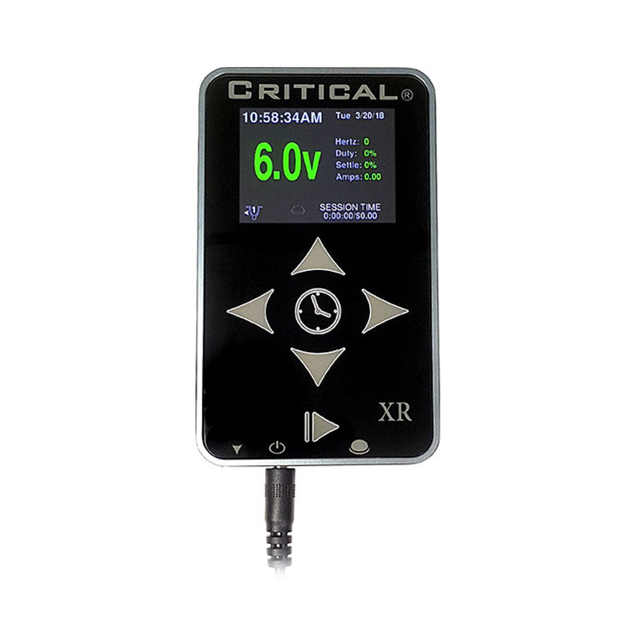 Critical XR alimentation noire aluminium Alimentation noire Critical XR en aluminium sur fond blanc