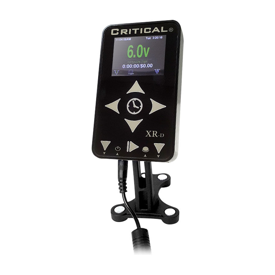 Alimentation Tattoo Noire Critical XR-D Alimentation Tattoo Noire Critical XR-D avec écran sur fond blanc