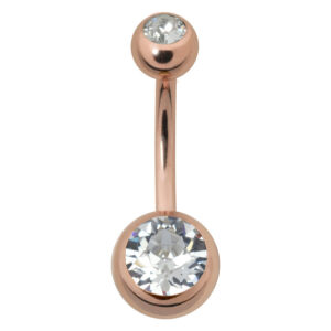 Piercing de nombril en or rose avec deux pierres cristallines sur fond blanc