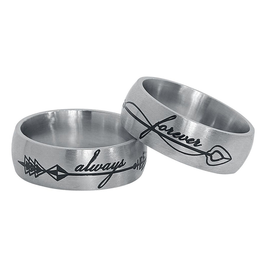 Ensemble de bagues Always and Forever en argent Deux bagues en argent en acier chirurgical avec gravures 'always' et 'forever' sur fond blanc
