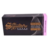 Magnum Curved Tattoonadeln von Wildcat Emballage noir des cartouches Magnum Curved avec écriture dorée et bande rose