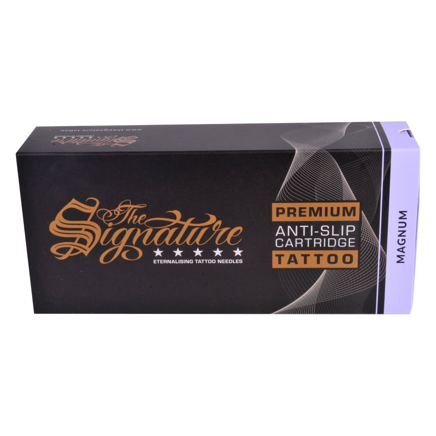 Wildcat Magnum Cartridges - Aiguilles de tatouage premium Boîte noire des Wildcat Magnum Cartridges avec inscription dorée sur fond blanc