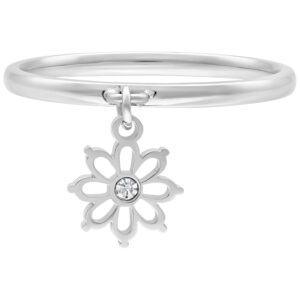 Bague en acier chirurgical argenté avec pendentif fleur sur fond blanc