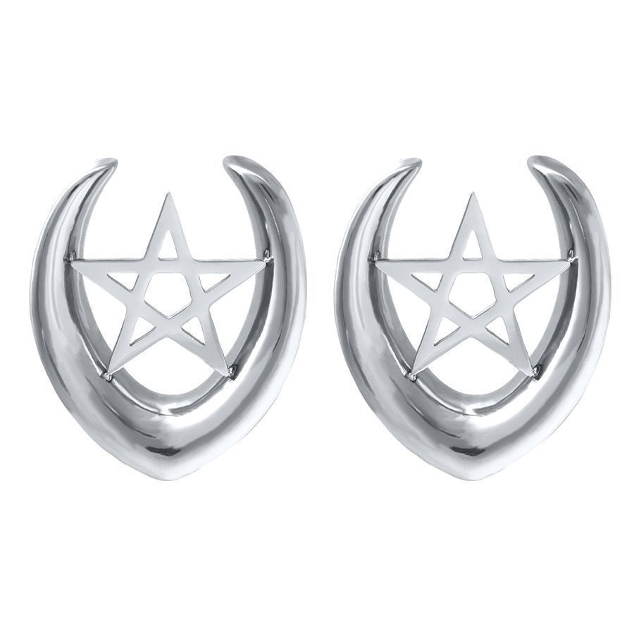 Deux Ear Saddles argentés en acier chirurgical avec pentagramme sur fond blanc
