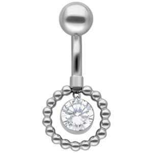 Piercing de nombril en argent avec cristal et anneau de perles sur fond blanc