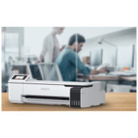 Imprimante Epson SureColor SC-T3100x sur bureau Imprimante grand format Epson blanche SC-T3100x sur bureau en bois au bureau