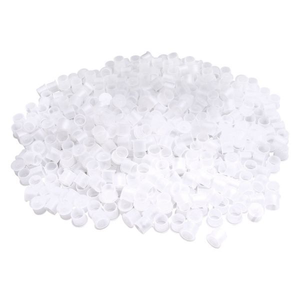 500 capuchons d'encre pour accessoires de tatouage Capuchons d'encre blancs en grande quantité sur fond blanc