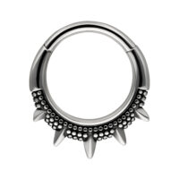 Clicker Oriental à Pointes en Noir et Argent Anneau piercing oriental avec clous et pointes, noir-argent, sur fond blanc