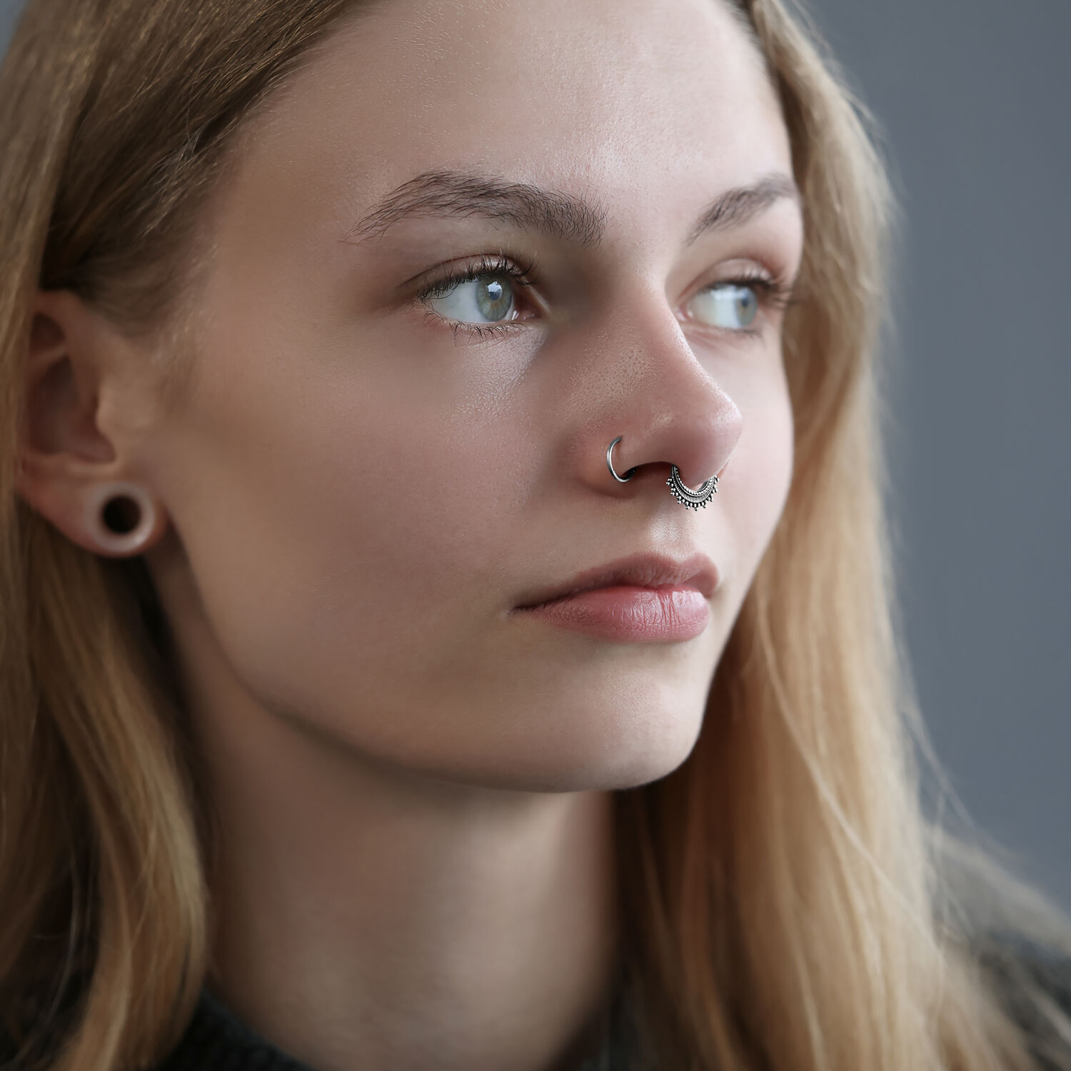 Wildcat Septum Clicker en argent Femme avec septum clicker en argent de Wildcat, fond gris