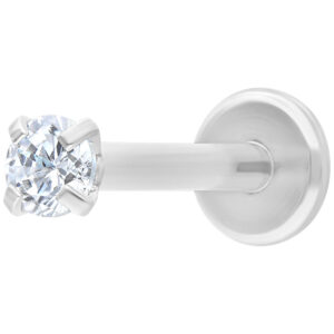 Labret argenté avec cristal rond sur fond blanc