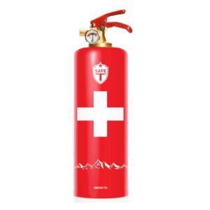 Extincteur rouge avec valve en laiton et croix suisse sur fond blanc