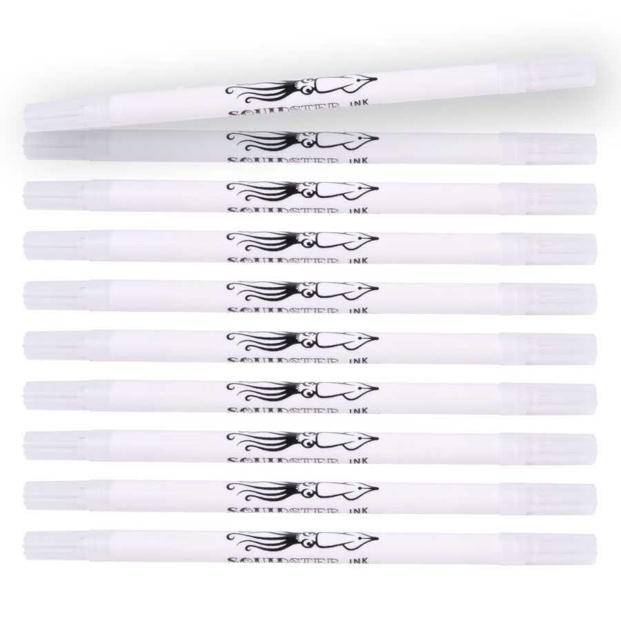 Tattoo Squidster Set Non Stérile Blanc Set non stérile Tattoo Squidster blanc avec plusieurs stylos sur fond blanc