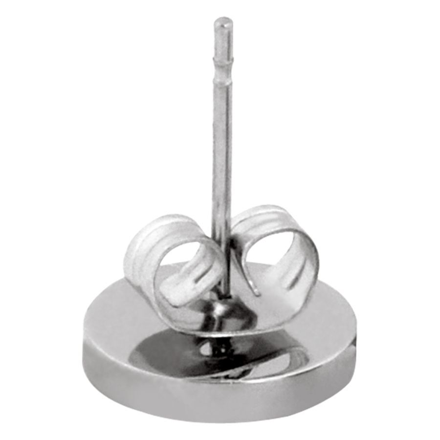 Fermoir argenté pour clous d'oreilles en acier chirurgical Fermoir argenté pour clous d'oreilles en acier chirurgical sur fond blanc