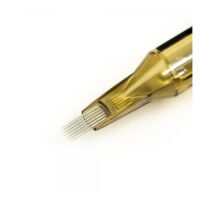 Wildcat Soft Edge Magnum Long Taper Aiguilles Gros plan sur un ensemble d'aiguilles de tatouage avec long taper et soft edge sur fond blanc