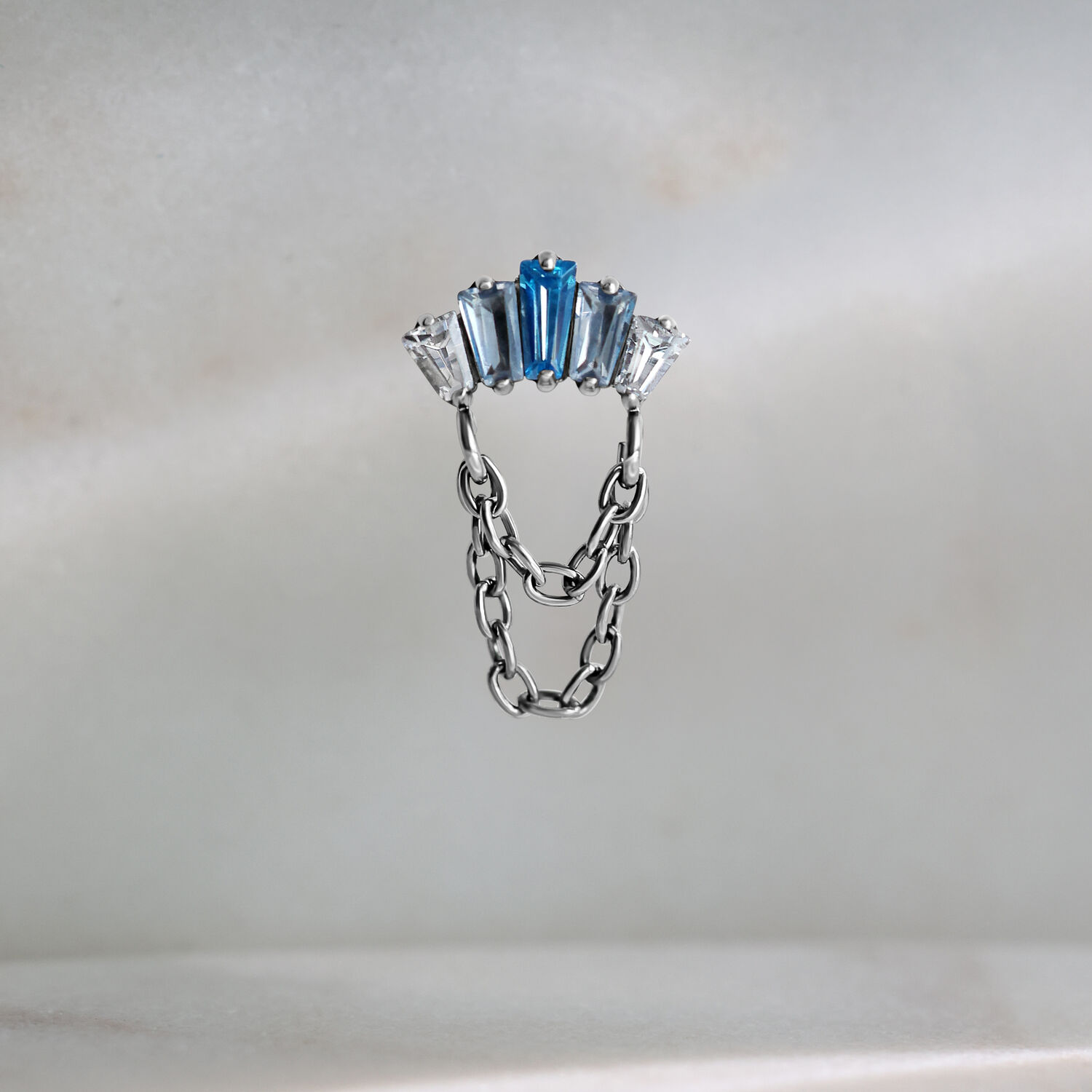 Push Fit Ocean Gleam avec Lavande et Turquoise Embout Push Fit argenté avec cristaux de lavande et turquoise sur fond clair