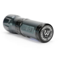 Ava Wireless Pen Machine grise 38 mm poignée Machine à tatouer sans fil grise avec poignée de 38 mm sur fond blanc
