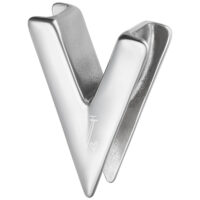 Earsaddle en forme de V argenté avec une surface brillante sur fond blanc