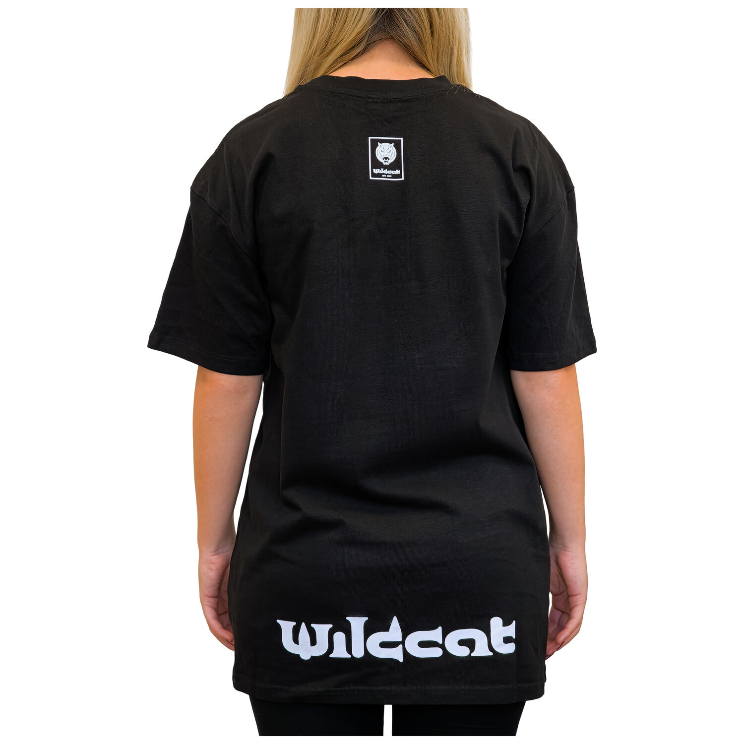 T-shirt noir oversize de Wildcat Vue arrière d'un t-shirt noir oversize avec logo Wildcat