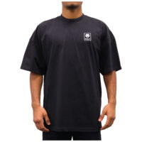 T-shirt noir oversize à col montant T-shirt unisexe noir oversize avec col montant, coton, personne portant taille L