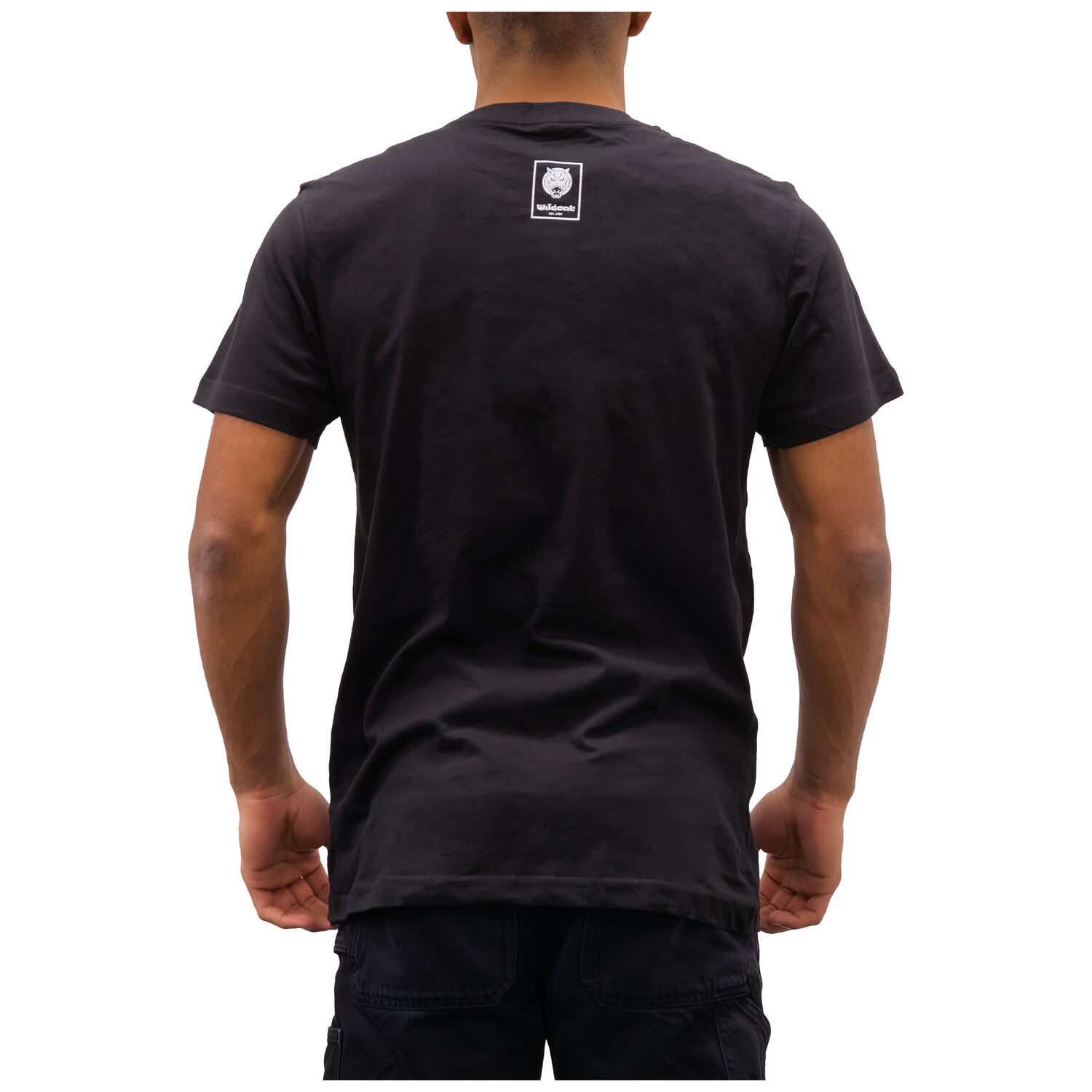 T-shirt noir Wildcat avec imprimé logo Vue arrière d'un t-shirt noir Wildcat avec imprimé logo sur fond blanc