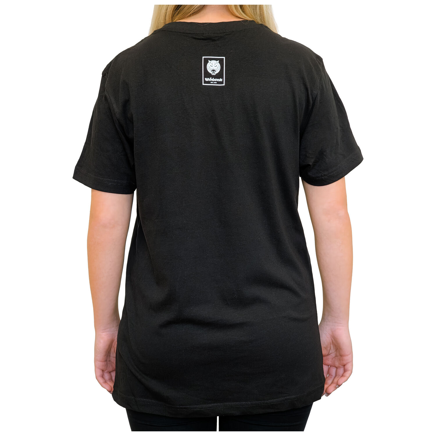 T-shirt noir Wildcat avec logo T-shirt noir de Wildcat avec logo au dos, sur fond blanc