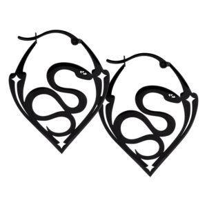 Boucles d'oreilles noires en forme de serpent en acier chirurgical sur fond blanc