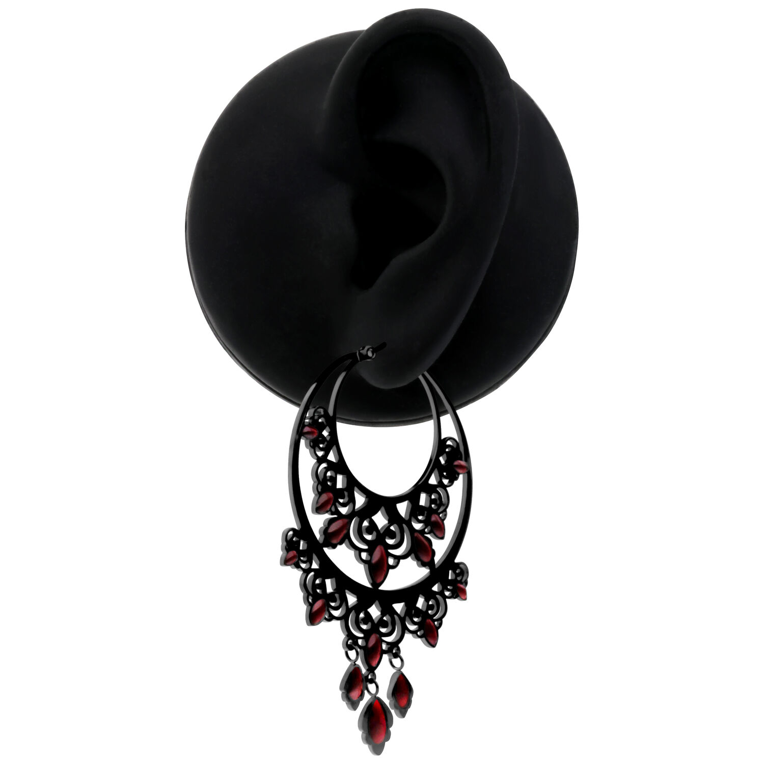 Boucles d'oreilles baroques noires avec accent rouge Boucles d'oreilles baroques noires en acier chirurgical avec détails rouges sur fond noir