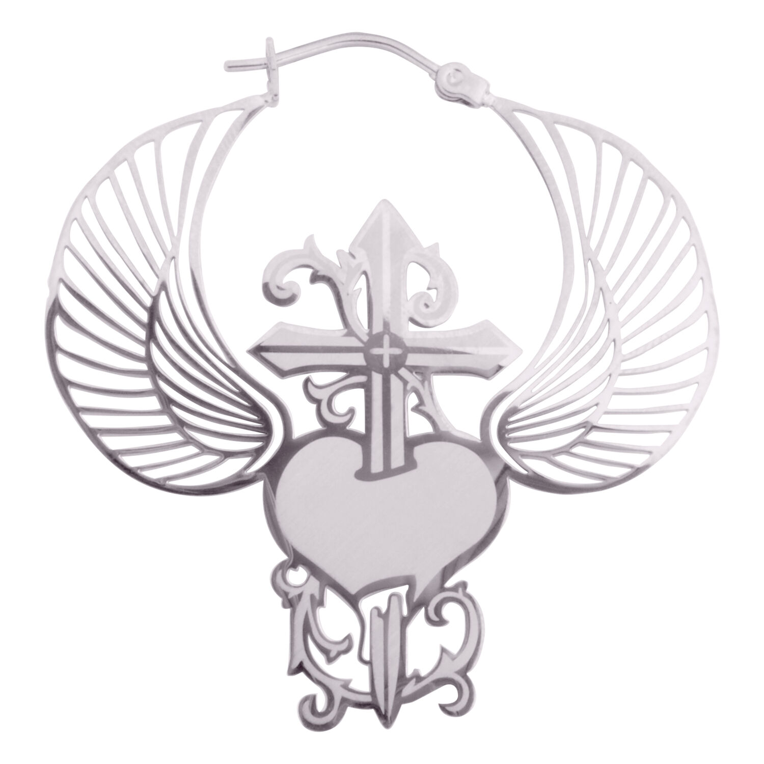 Boucles d'oreilles argentées avec cœur et ailes sur fond blanc