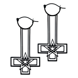 Deux boucles d'oreilles croix-pentagramme noires en acier chirurgical sur fond blanc