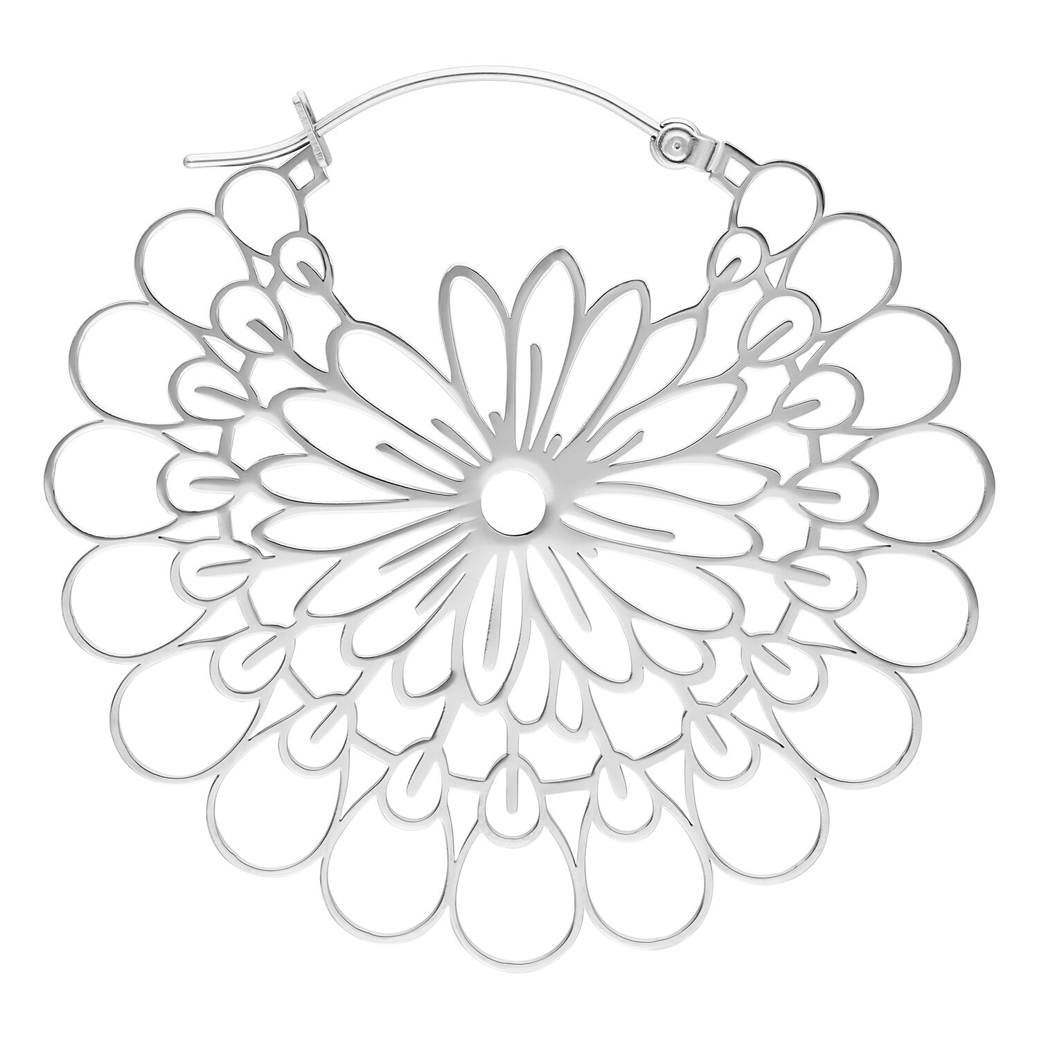 Boucles d'oreilles Daisy élégantes en argent Boucles d'oreilles Daisy en argent avec fermoir à clip sur fond blanc
