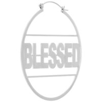 Boucles d'oreilles Blessed Hoops en acier inoxydable argenté Boucles d'oreilles argentées avec inscription 'Blessed' sur fond blanc