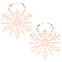 Boucles d'oreilles flocon de neige en acier inoxydable rose doré Deux boucles d'oreilles flocon de neige en acier inoxydable rose doré sur fond blanc