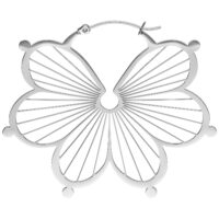 Boucles d'oreilles Flower Hoops en argent en acier chirurgical Boucles d'oreilles Flower Hoops en argent brillant en acier chirurgical sur fond blanc