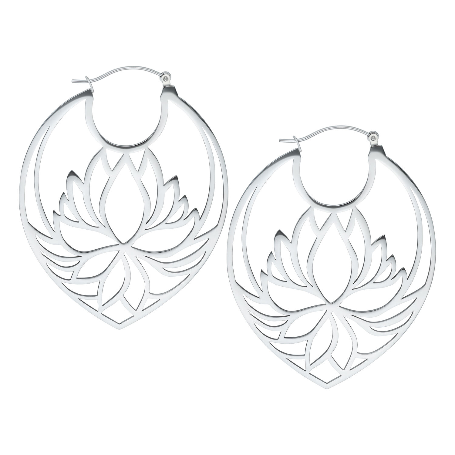 Lotus Hoops en acier inoxydable argenté Lotus Hoops argentés en acier inoxydable avec fermoir à clip sur fond blanc