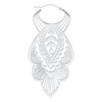 Créoles Mandala Leaf en acier inoxydable argenté Boucle d'oreille argentée avec motif feuille de mandala sur fond blanc