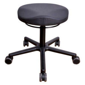 Chaise de bureau ronde noire avec revêtement en similicuir et pied en aluminium sur fond blanc