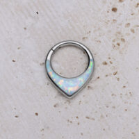 Chunky Opal Septum Clicker en titane Clicker Septum en titane argenté avec opale synthétique blanche sur pierre claire
