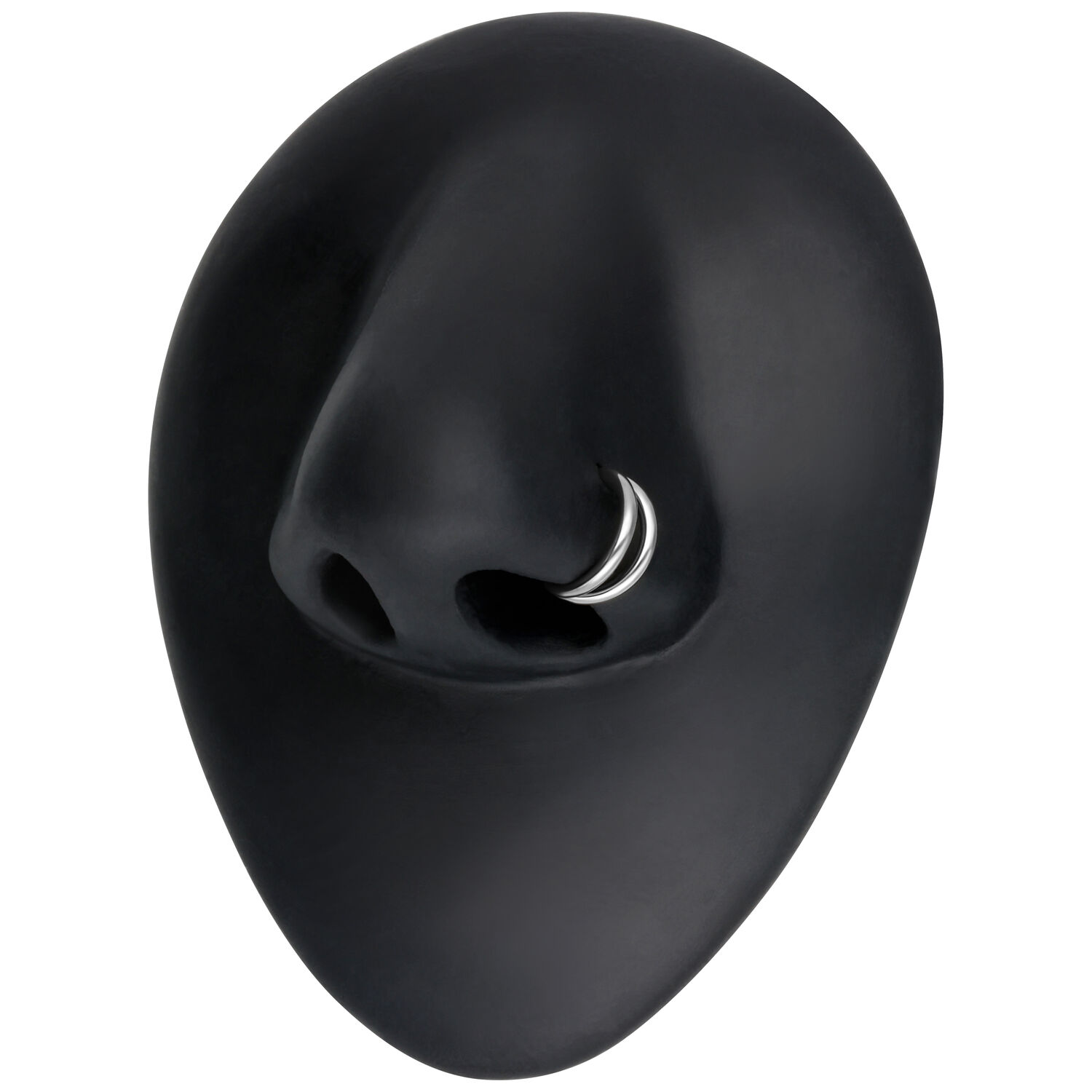Clicker double rangée en argent sur fond noir Piercing Clicker double rangée en argent sur modèle de nez noir