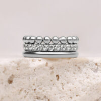 Triple Bubble Crystal Clicker argenté avec cristaux, 12mm, sur fond clair